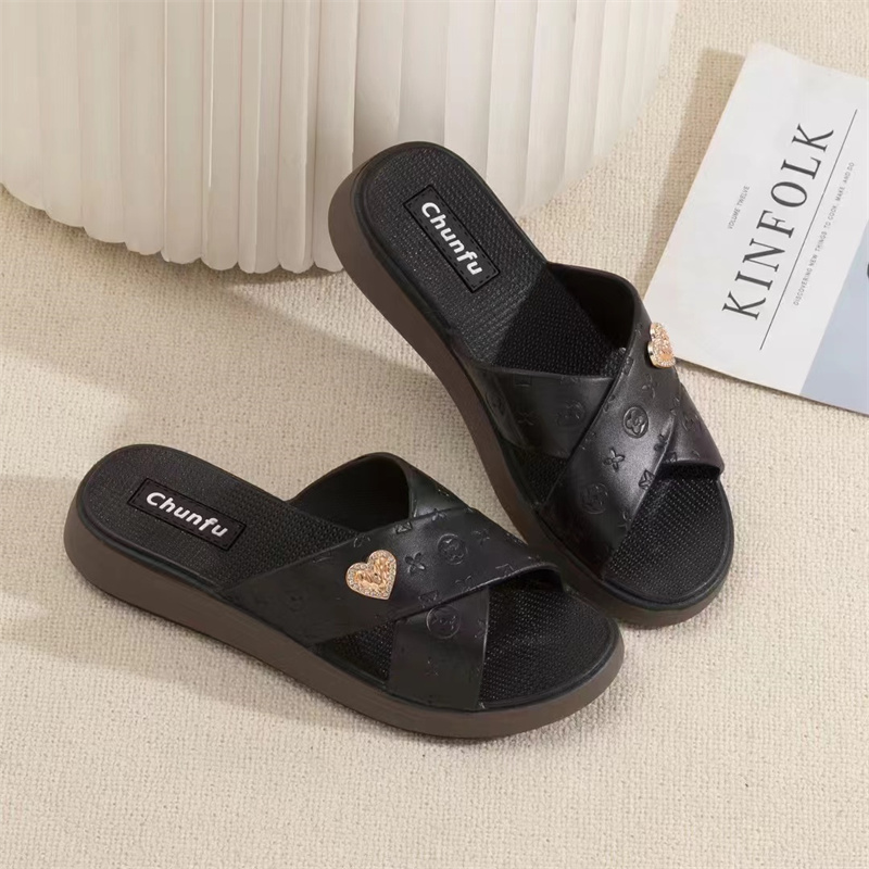 Metal Buckle Flip Flops